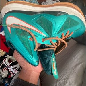 Nike LeBron X Miami Dolphins Men’s size 10.5